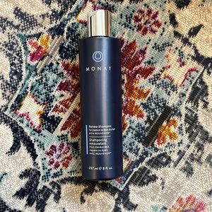 Monat Renew shampoo